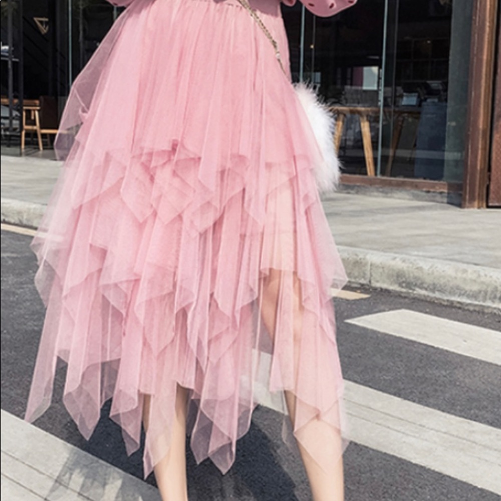 skirt - Picture 2 of 2